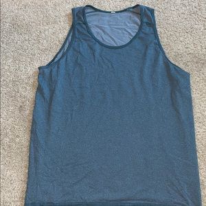 Men’s Lululemon tank